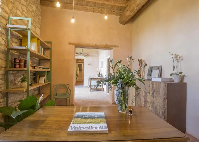 بيت ضيافة Corte Formigar SantʼAmbrogio di Valpolicella