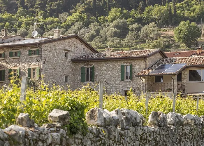 بيت ضيافة Corte Formigar SantʼAmbrogio di Valpolicella